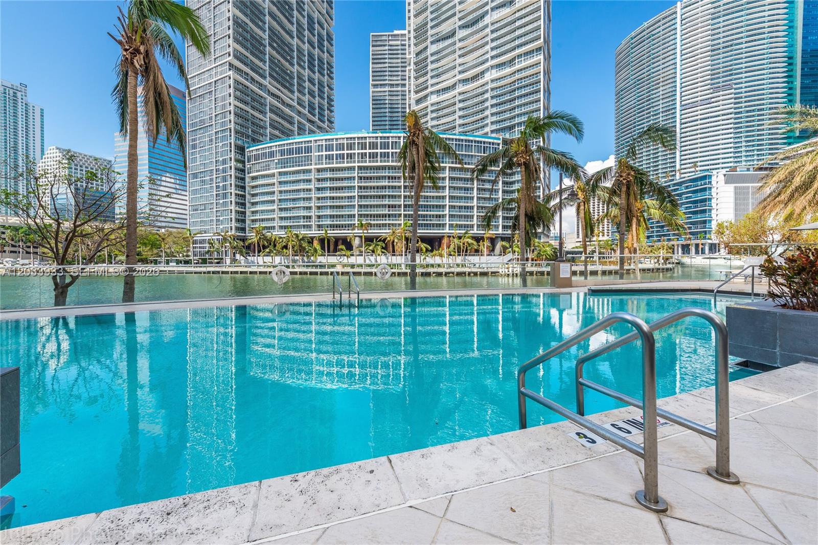 901 Brickell Key Boulevard, Unit 2206 Miami, FL 33131 - Photo 24 of 28