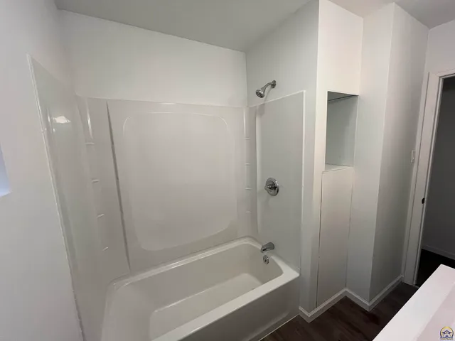 $1,200 | 1201 Prairie Street, Emporia, KS 66801