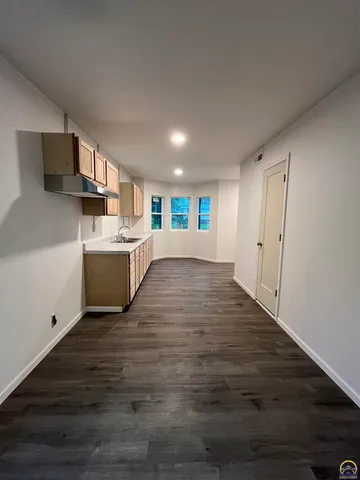 $1,200 | 1201 Prairie Street, Emporia, KS 66801