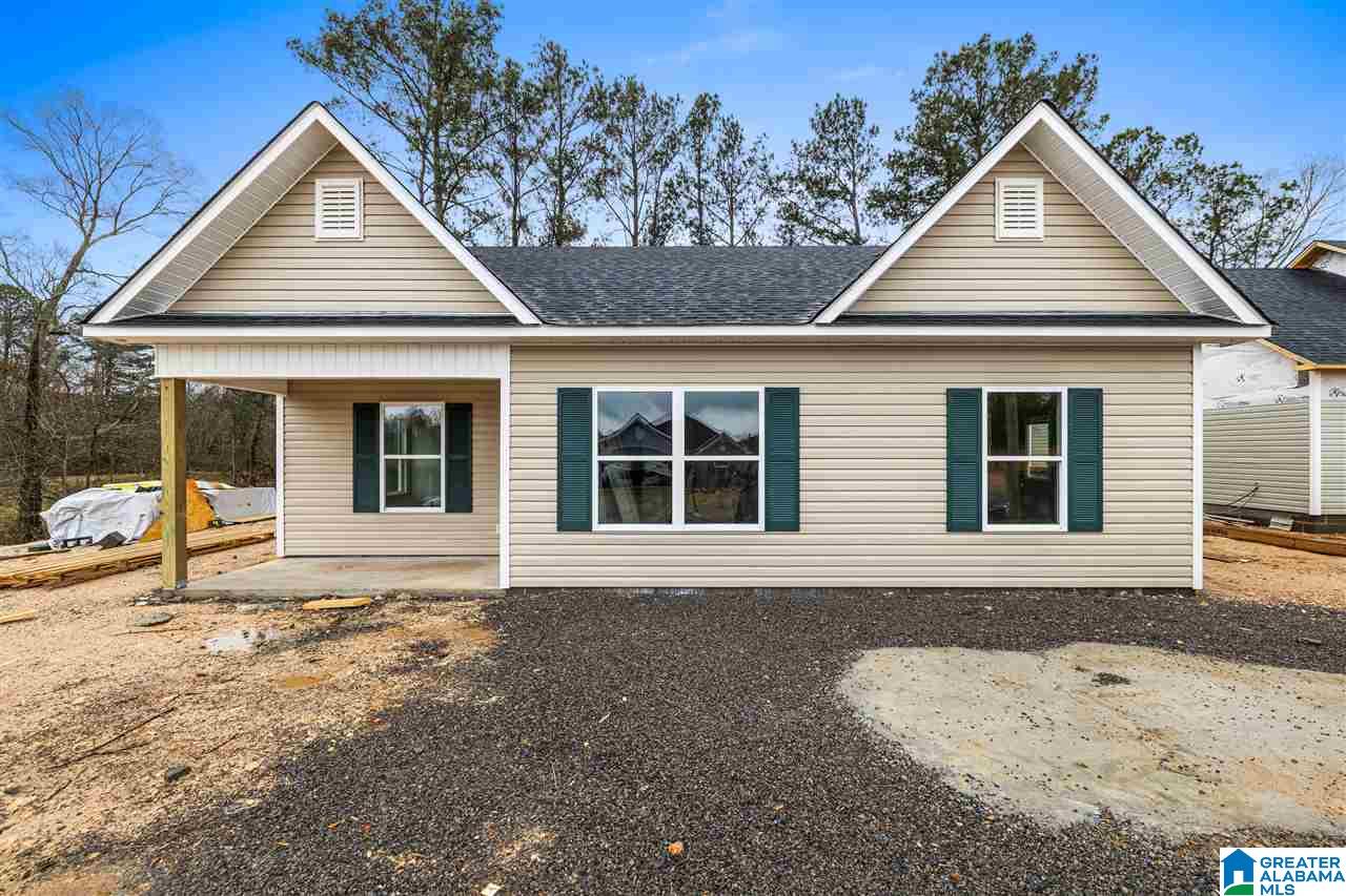 429 Central Avenue Oneonta, AL 35121 - Photo 2 of 5