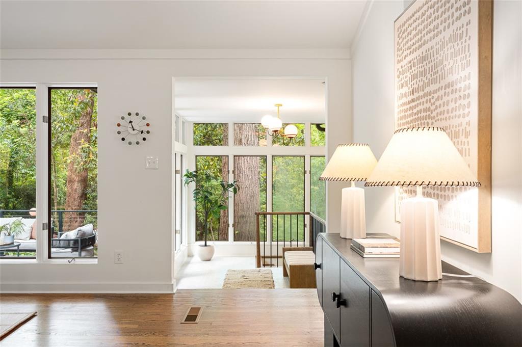 922 Barton Woods Road Northeast Atlanta, GA 30307 - Photo 18 of 96