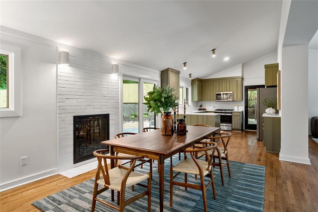 922 Barton Woods Road Northeast Atlanta, GA 30307 - Photo 40 of 96
