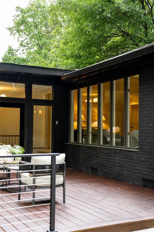 922 Barton Woods Road Northeast Atlanta, GA 30307 - Photo 7 of 96
