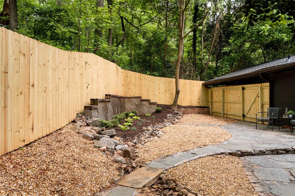 922 Barton Woods Road Northeast Atlanta, GA 30307 - Photo 93 of 96