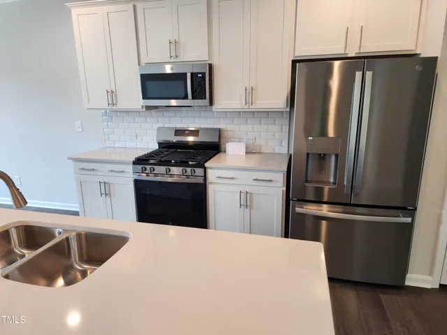 $2,000 | 430 Deercroft Drive, Holly Springs, NC 27539