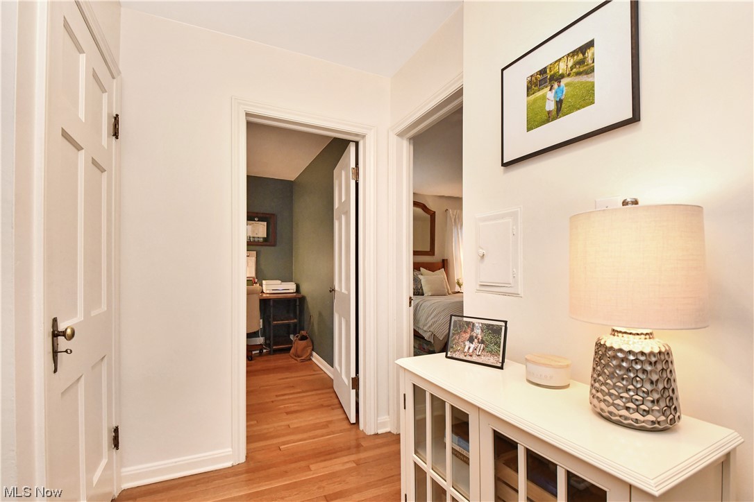 3757 Hillbrook Road Cleveland, OH 44118 - Photo 24 of 34 Gallery Image 24