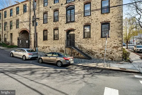 $299,900 | 374 Shurs Lane, Unit 101, Philadelphia, PA 19128