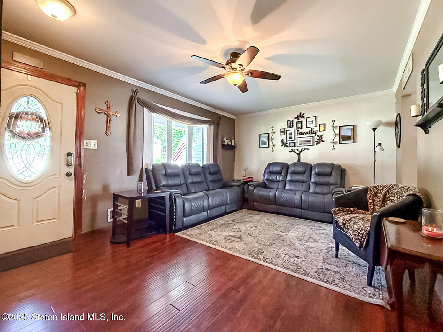 7 Cherry Bend Drive Howell, NJ 07731 - Photo 3 of 27 a living room with furniture