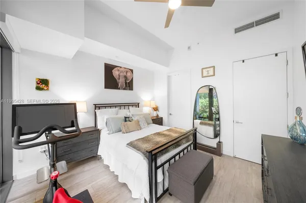 $6,800 | 2831 South Bayshore Drive, Unit 406, Miami, FL 33133