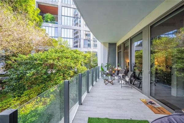 $6,800 | 2831 South Bayshore Drive, Unit 406, Miami, FL 33133