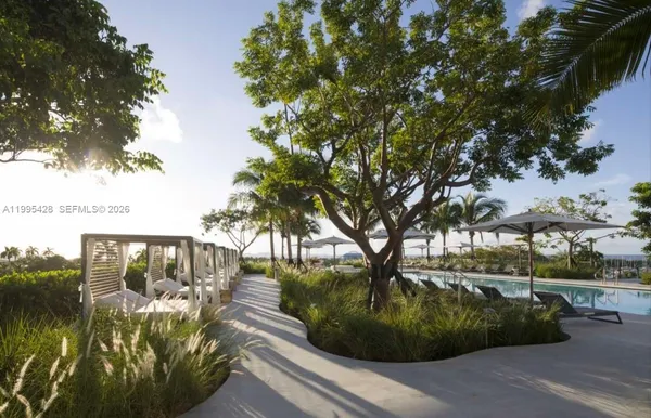 $6,800 | 2831 South Bayshore Drive, Unit 406, Miami, FL 33133