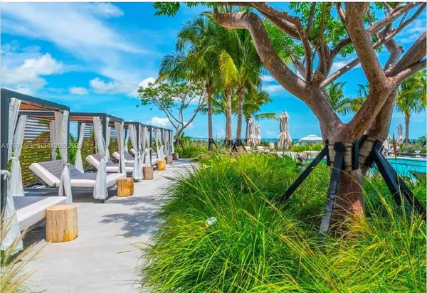 $6,800 | 2831 South Bayshore Drive, Unit 406, Miami, FL 33133