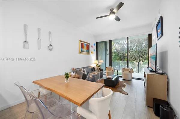 $6,800 | 2831 South Bayshore Drive, Unit 406, Miami, FL 33133