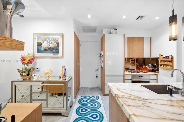 $6,800 | 2831 South Bayshore Drive, Unit 406, Miami, FL 33133