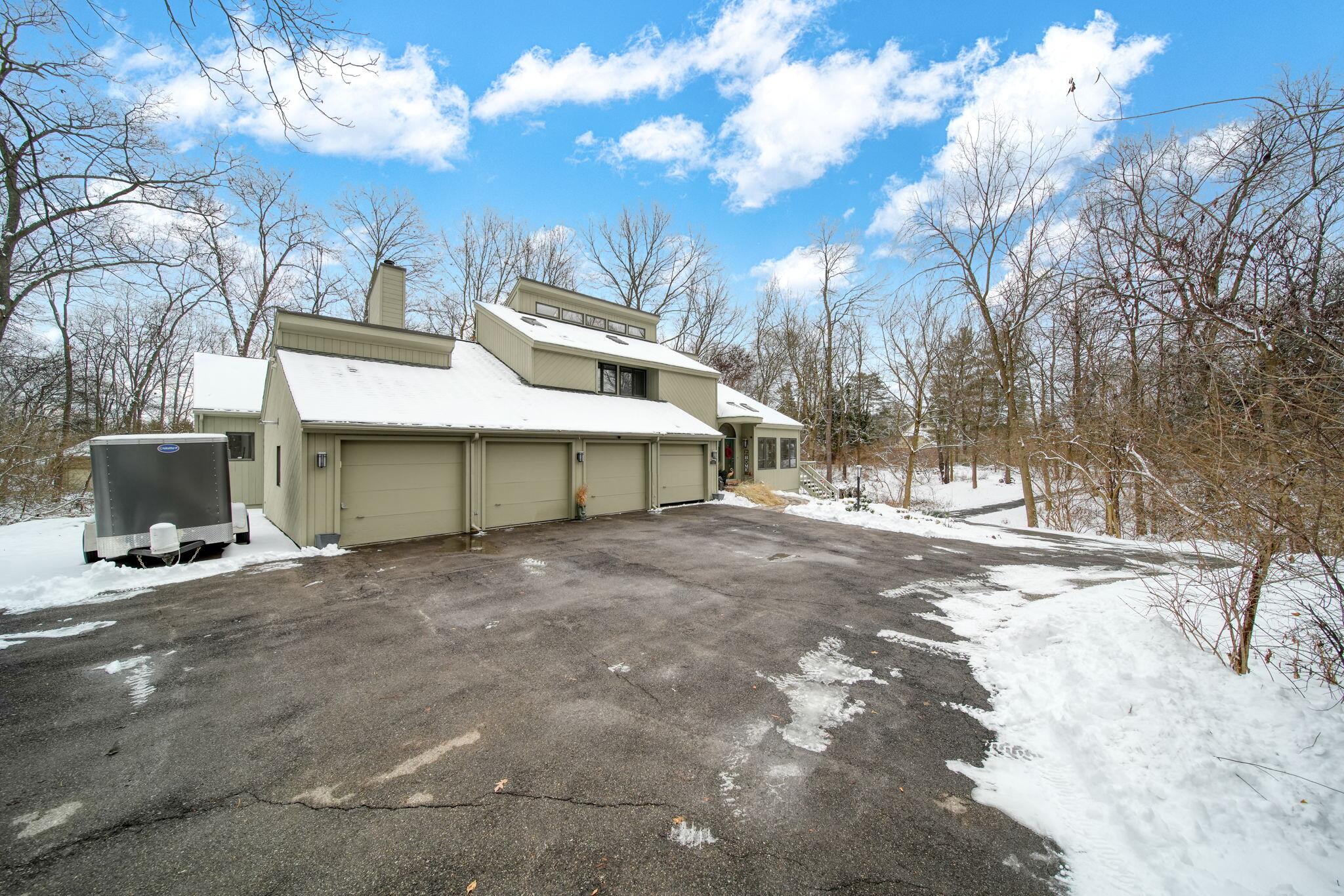3525 Stonewall Road Jackson, MI 49203 - Photo 2 of 102 2-web-or-mls-DSC02541_HDR