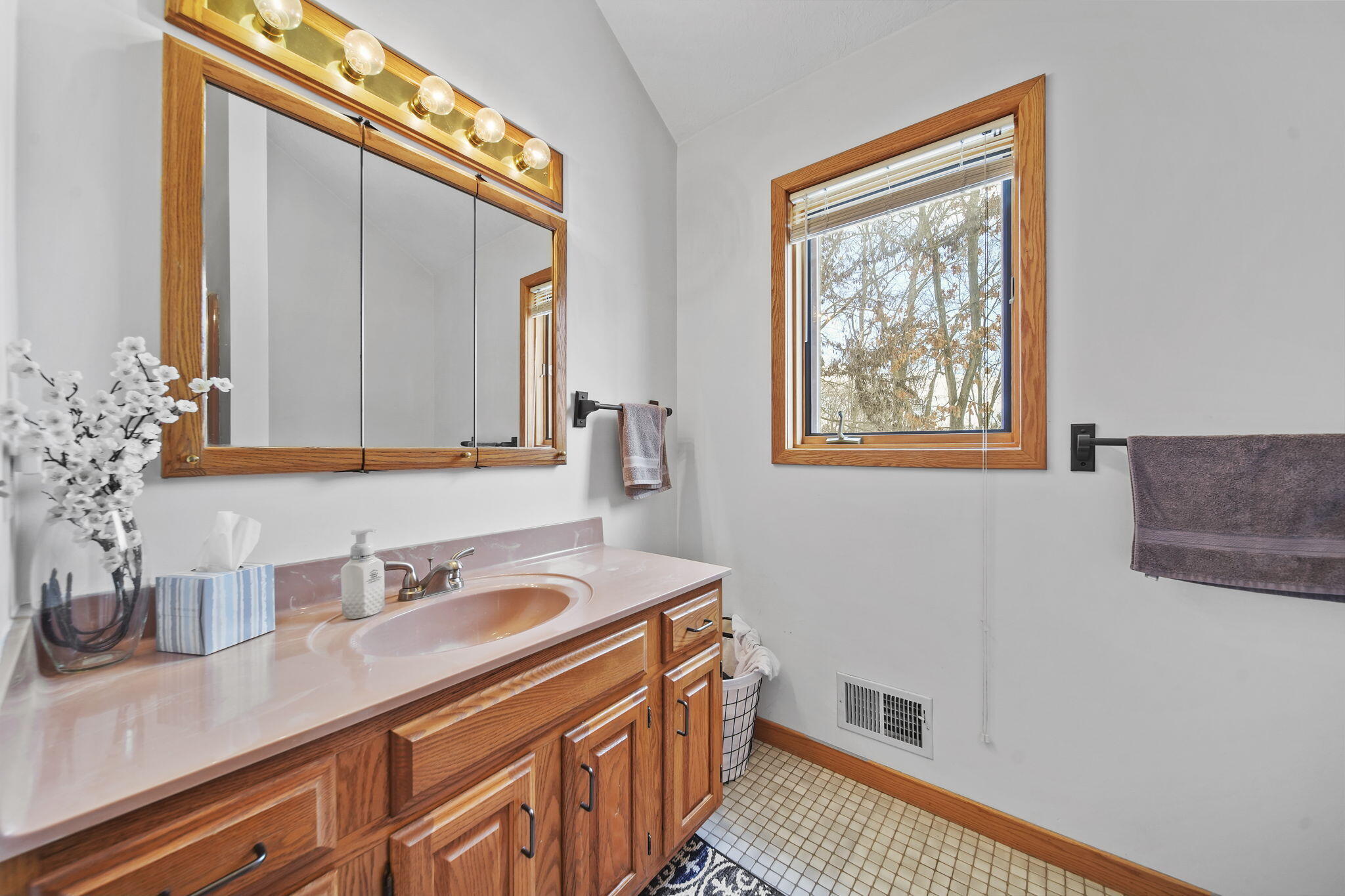 3525 Stonewall Road Jackson, MI 49203 - Photo 33 of 102 34-web-or-mls-DSC02378