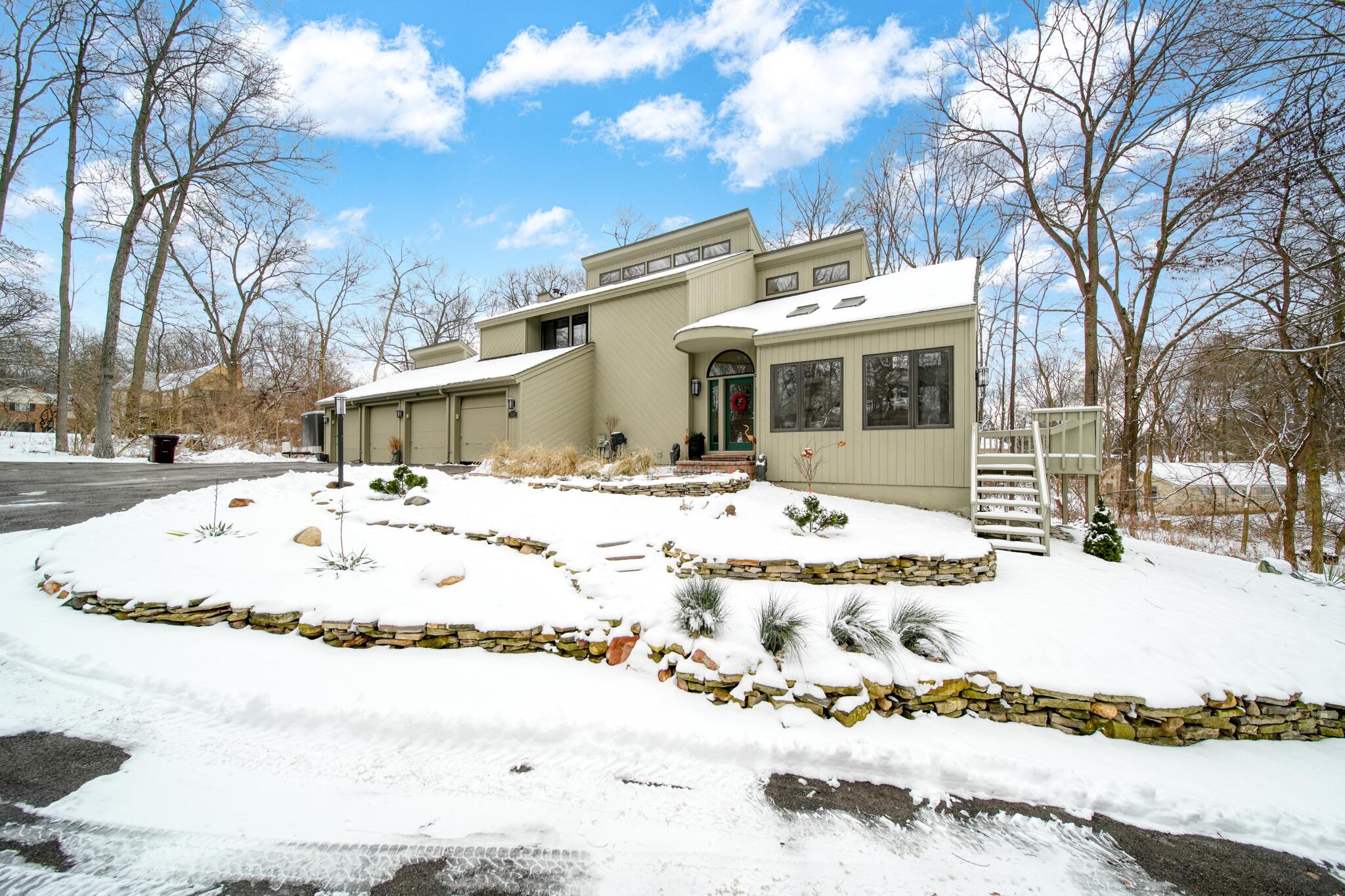 3525 Stonewall Road Jackson, MI 49203 - Photo 6 of 102 7-web-or-mls-DSC02561_HDR