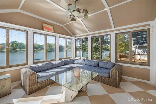 $799,900 | 1293 Lake Holiday Drive, Lake Holiday, IL 60548