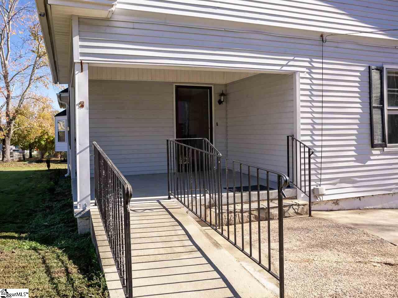340 Stone Street Pacolet, SC 29372 - Photo 4 of 23