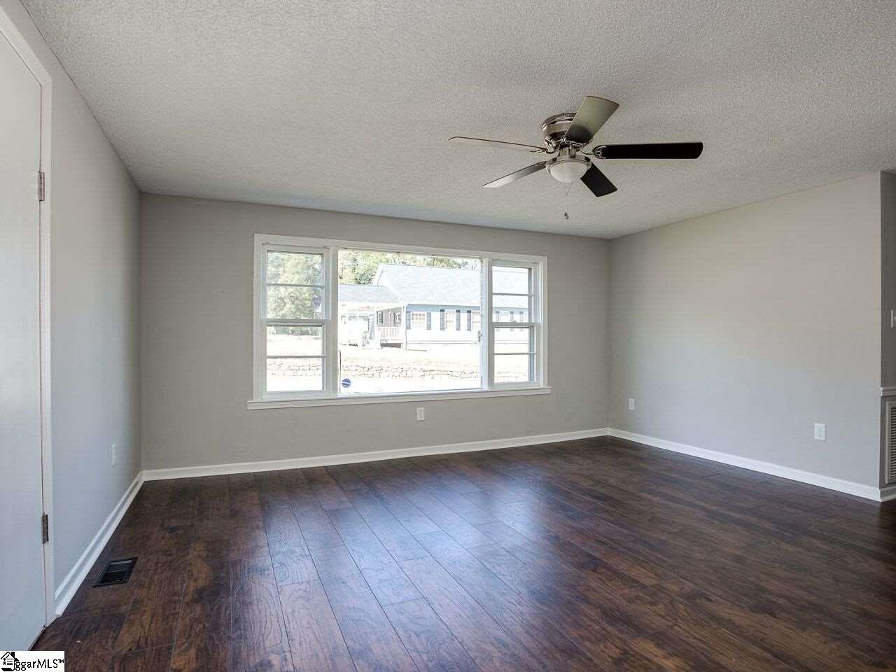 340 Stone Street Pacolet, SC 29372 - Photo 6 of 23