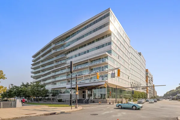 $7,975 | 800 Ave At Port Imperial, Unit R511, Weehawken, NJ 07086