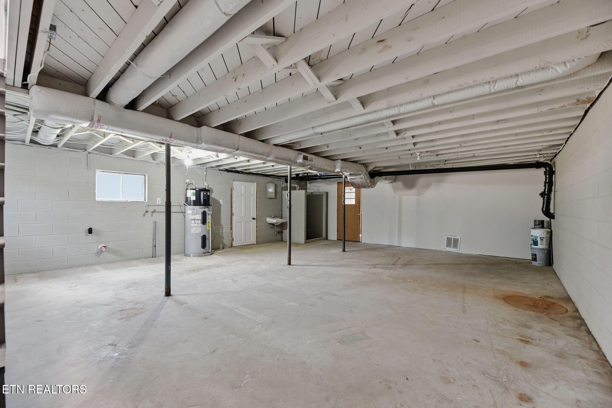 3322 Shipe Road Corryton, TN 37721 - Photo 11 of 14 16-web-or-mls-Shipe3322 (47)