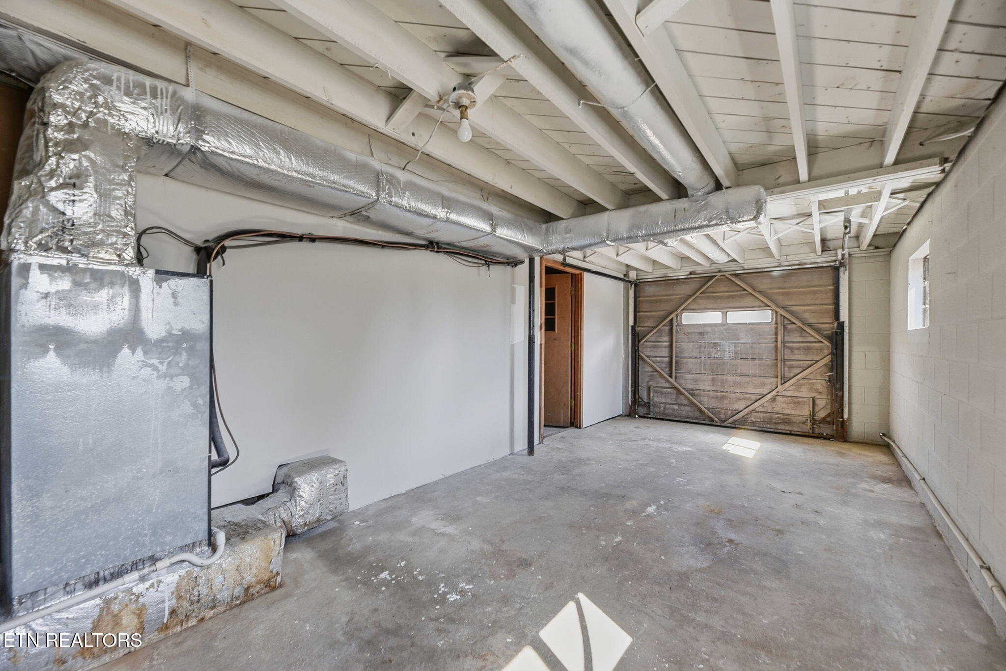 3322 Shipe Road Corryton, TN 37721 - Photo 10 of 14 19-web-or-mls-Shipe3322 (56)