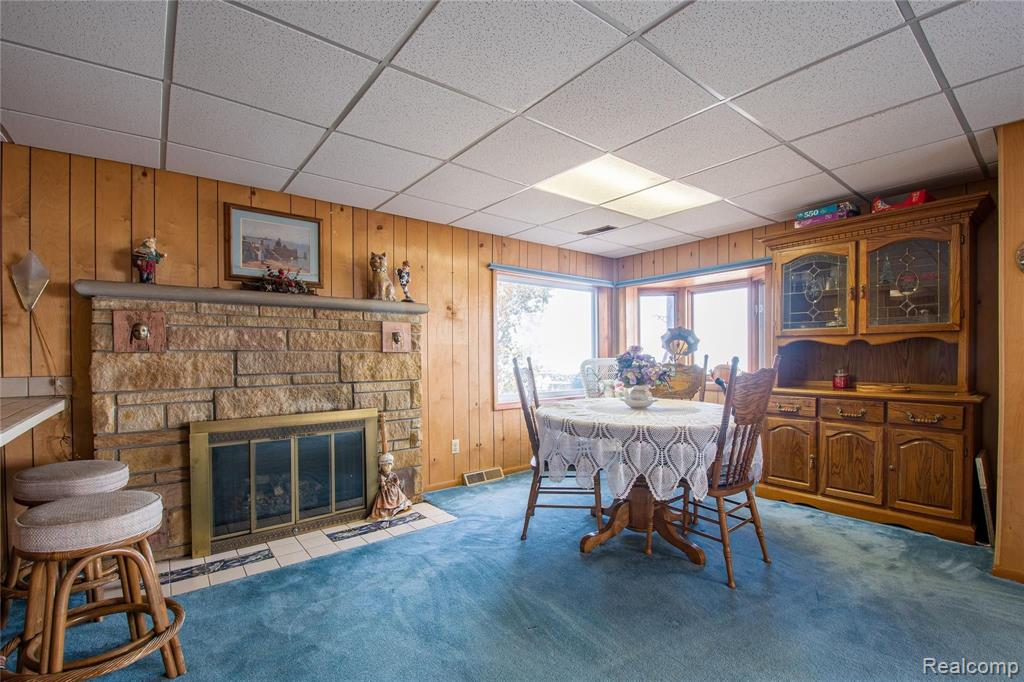 5370 Lakeshore Road Fort Gratiot, MI 48059 - Photo 8 of 28