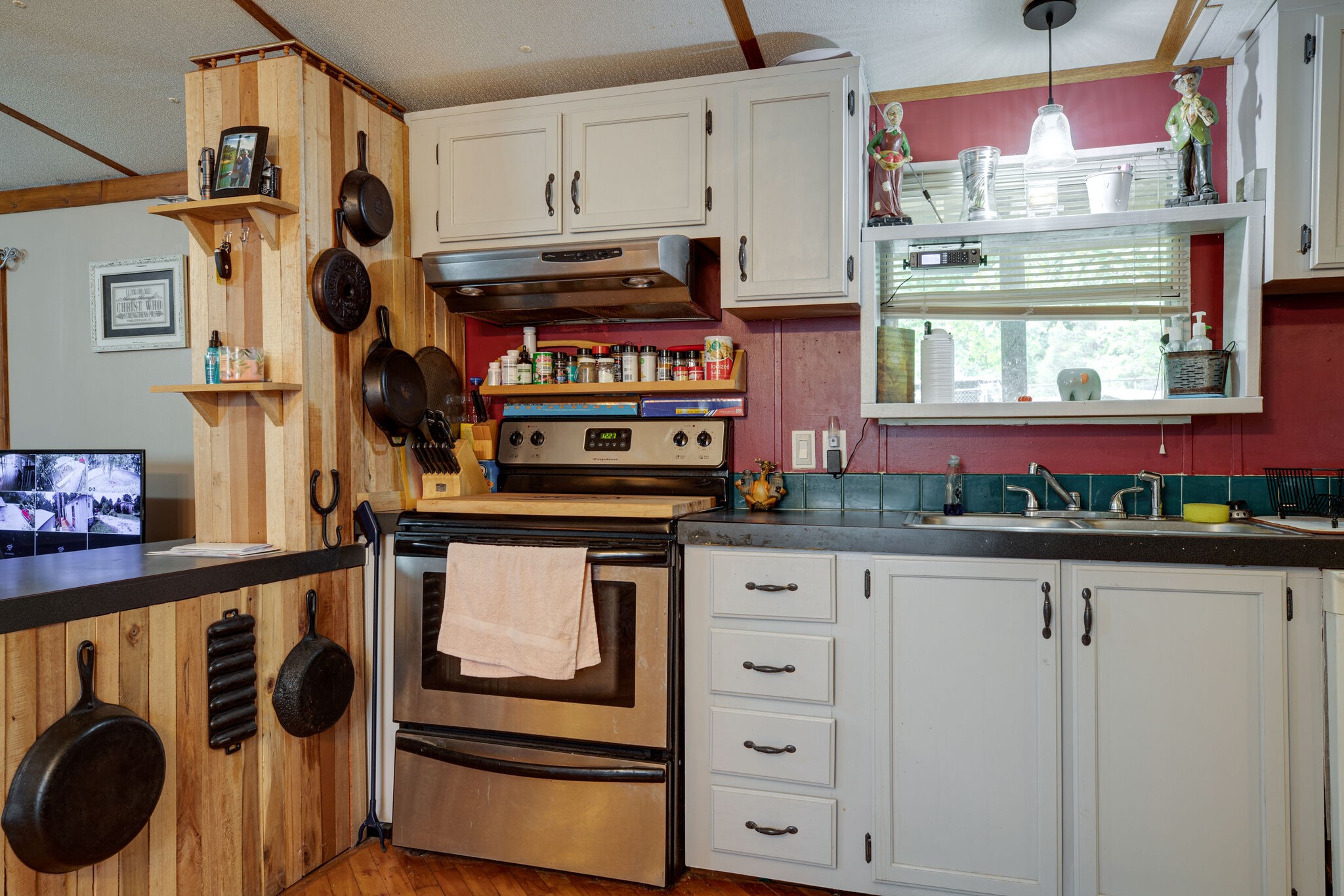 934 Pack Road White Bluff, TN 37187 - Photo 10 of 33 Gallery Image 10