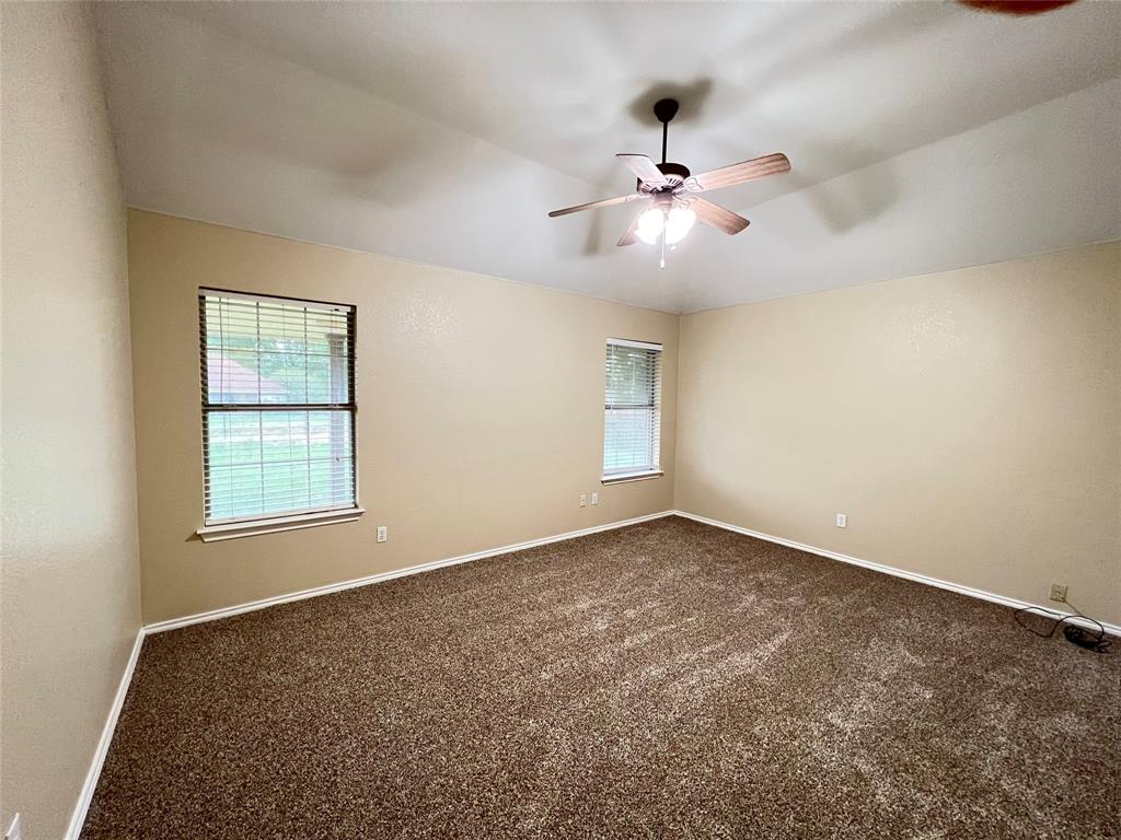 788 Robin Court Springtown, TX 76082 - Photo 10 of 19