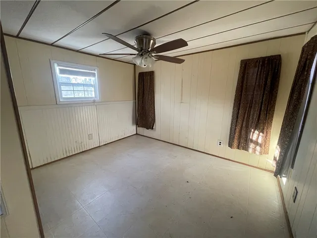 $1,175 | 348 North Port Bass Drive, Fair Play, SC 29643