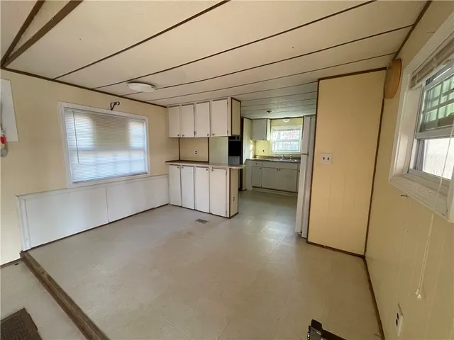 $1,175 | 348 North Port Bass Drive, Fair Play, SC 29643