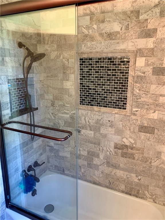 138 West Roberts Road Indianapolis, IN 46217 - Photo 18 of 43 Gallery Image 18
