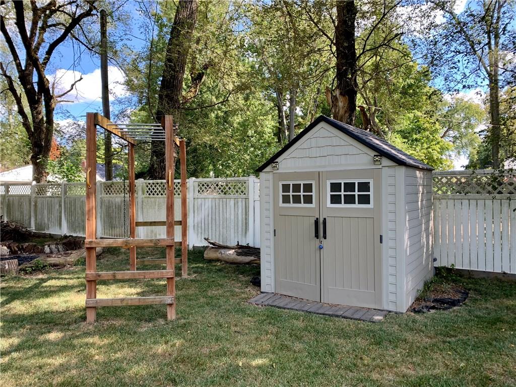 138 West Roberts Road Indianapolis, IN 46217 - Photo 35 of 43 Gallery Image 35