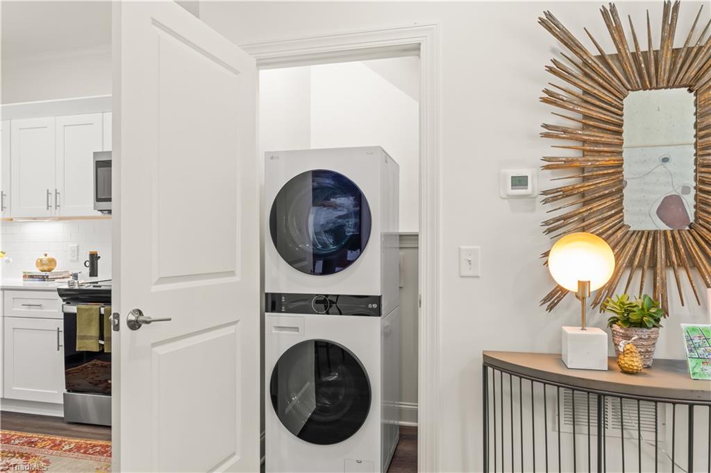 325 Rockspring Road High Point, NC 27262 - Photo 12 of 26