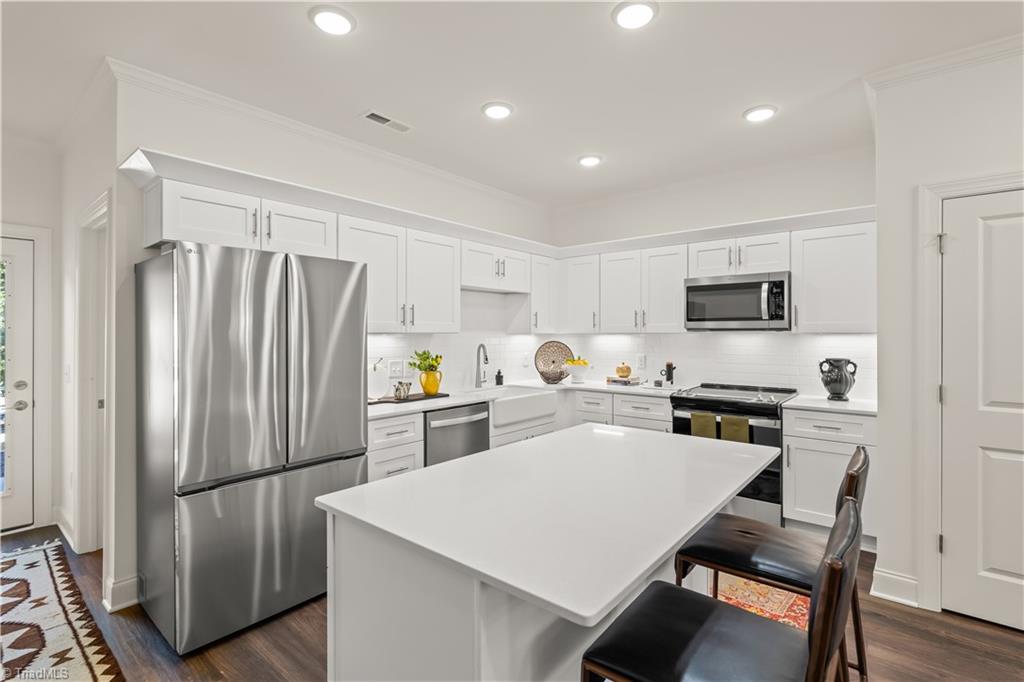 325 Rockspring Road High Point, NC 27262 - Photo 6 of 26