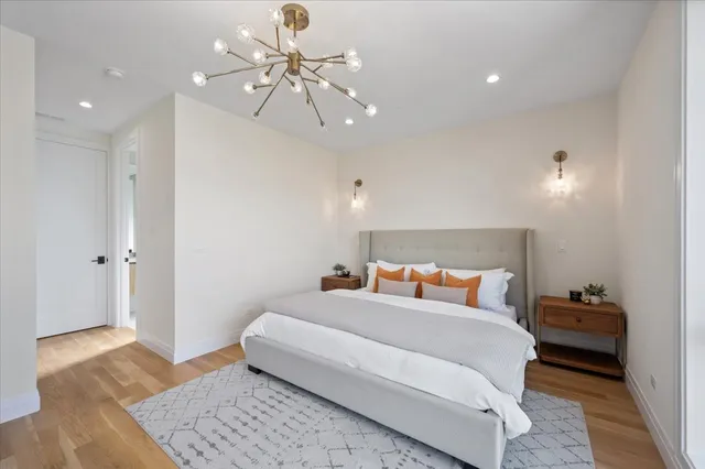 $1,599,900 | 529 North Hartland Court, Chicago, IL 60622