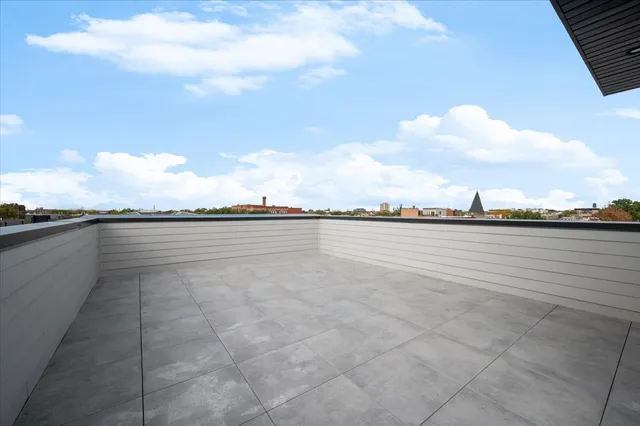 $1,599,900 | 529 North Hartland Court, Chicago, IL 60622