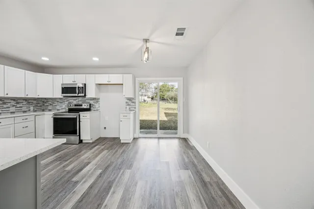 $1,800 | 4500 Wellesley Avenue, Fort Worth, TX 76107