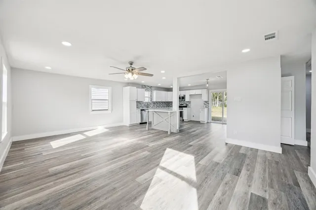 $1,800 | 4500 Wellesley Avenue, Fort Worth, TX 76107