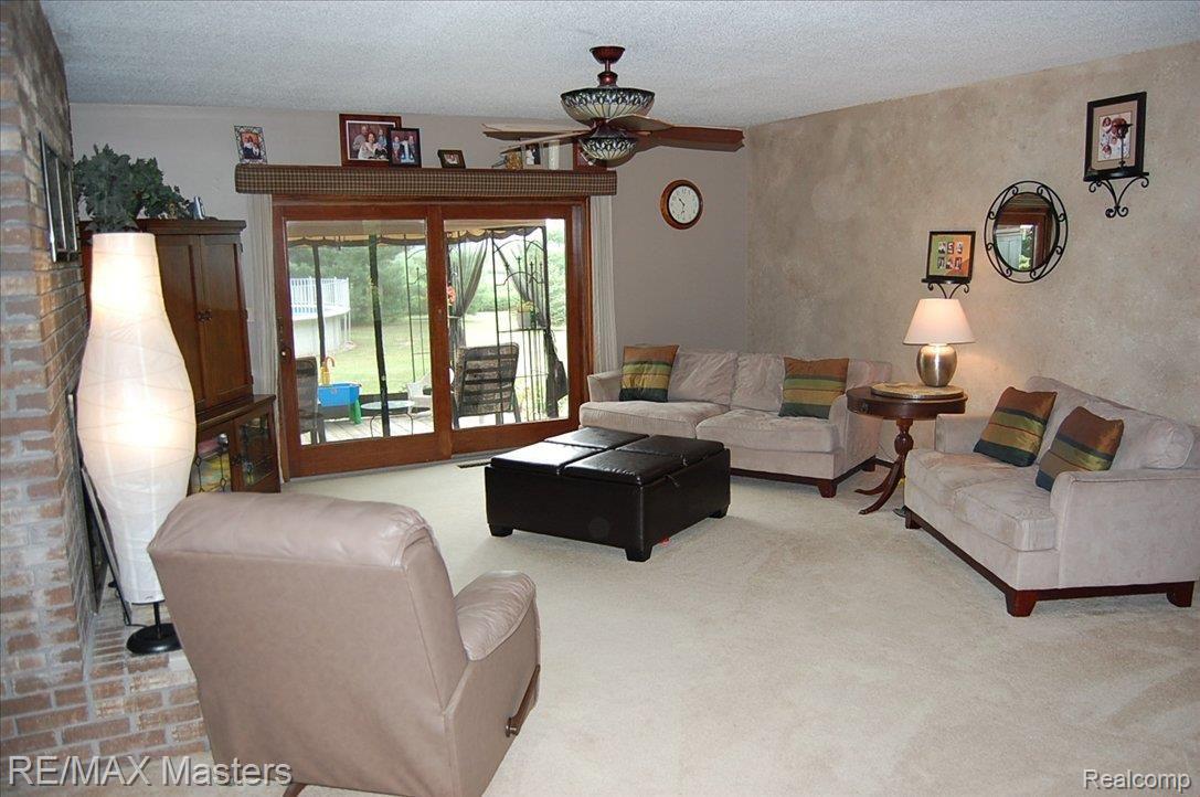 12300 Fessner Road Carleton, MI 48117 - Photo 3 of 18 Living Room 2