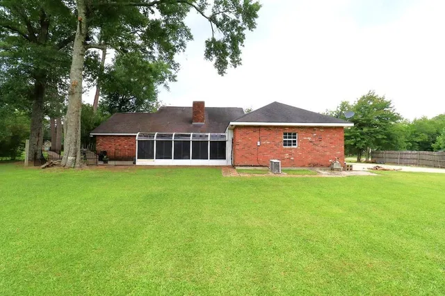 $380,000 | 14370 Hickory Drive, Ponchatoula, LA 70454