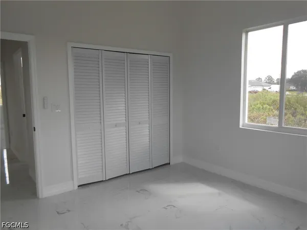 $2,300 | 2809 55th Street West, Lehigh Acres, FL 33971