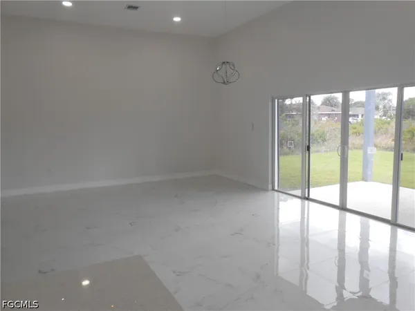 $2,300 | 2809 55th Street West, Lehigh Acres, FL 33971