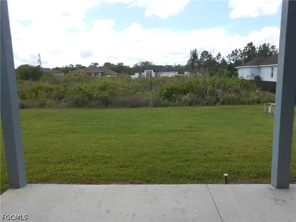 $2,300 | 2809 55th Street West, Lehigh Acres, FL 33971