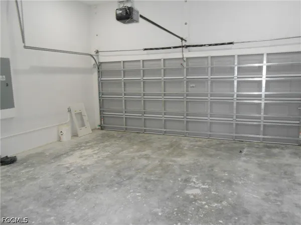 $2,300 | 2809 55th Street West, Lehigh Acres, FL 33971