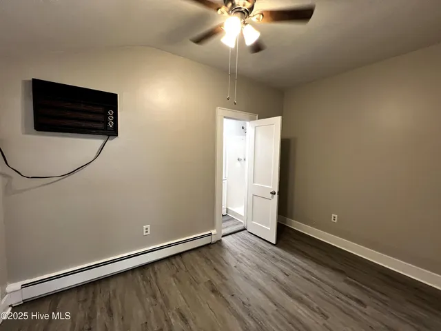 $1,125 | 1221 Carolina Avenue, Unit 3D, Elizabeth City, NC 27909