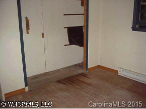 80 Creekside Loop Road Waynesville, NC 28786 - Photo 8 of 9 a view of entryway