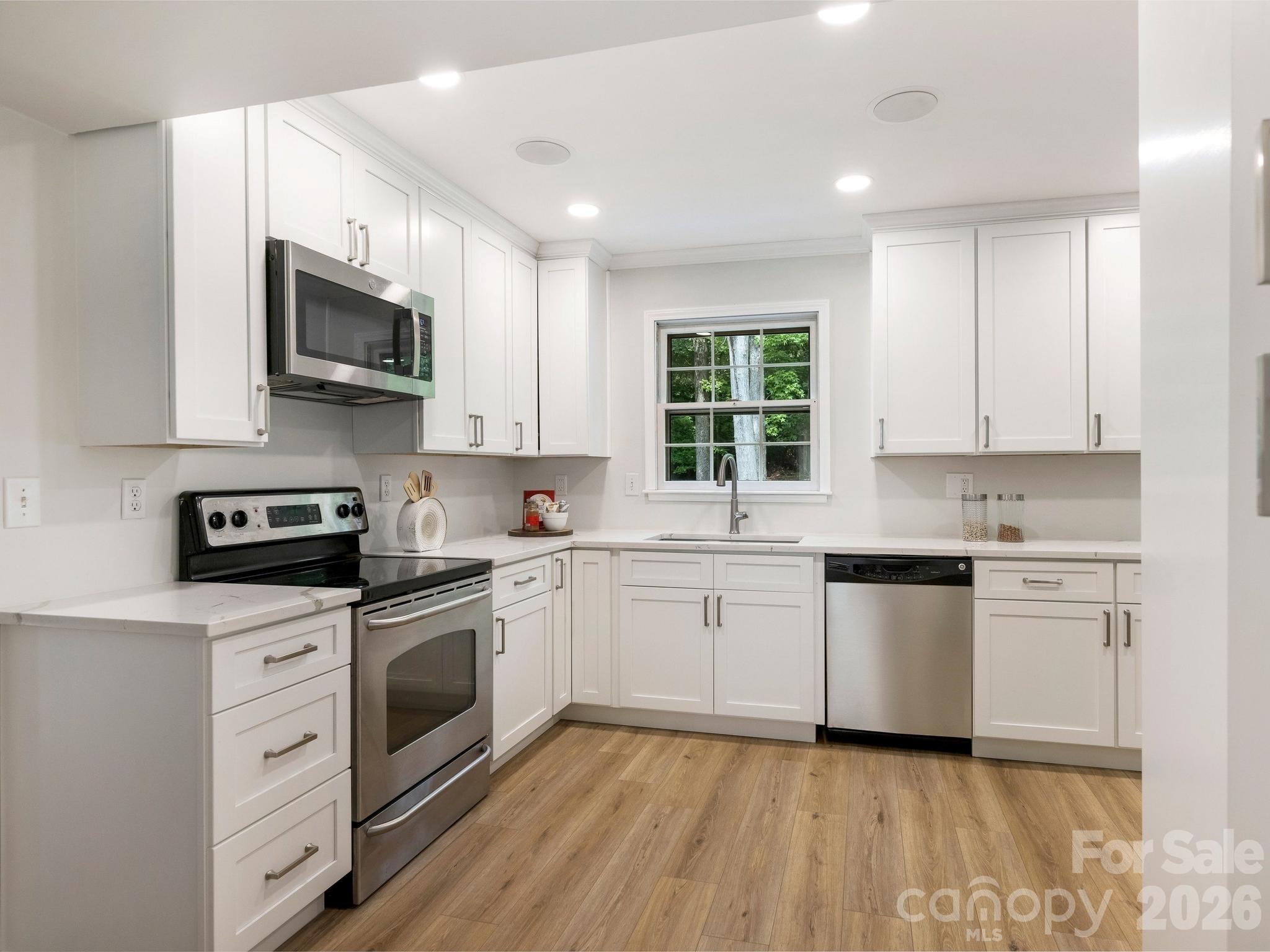11510 Painted Tree Road Charlotte, NC 28226 - Photo 10 of 23