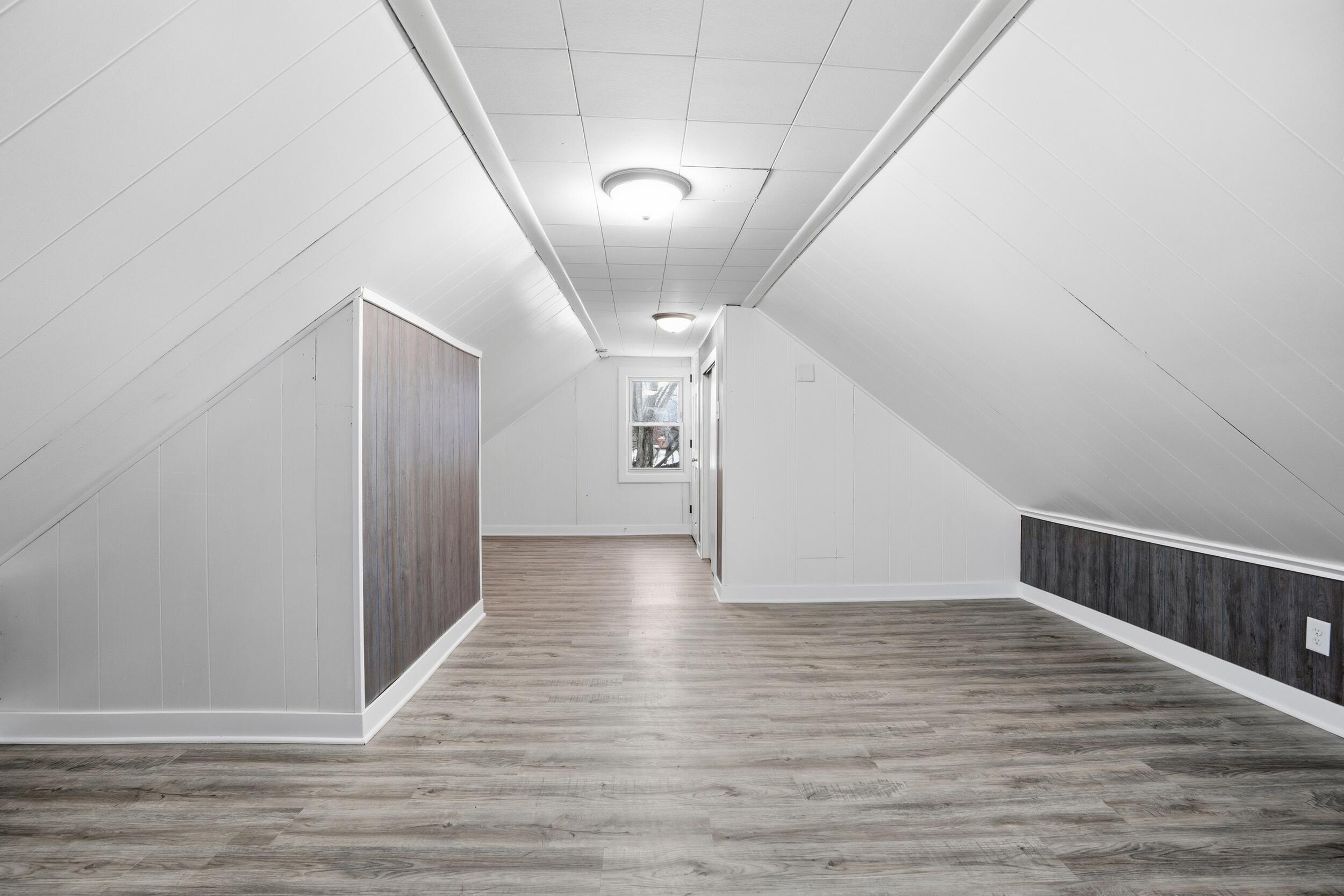 4101 Liverpool Road Lake Station, IN 46405 - Photo 21 of 31 2500x1667